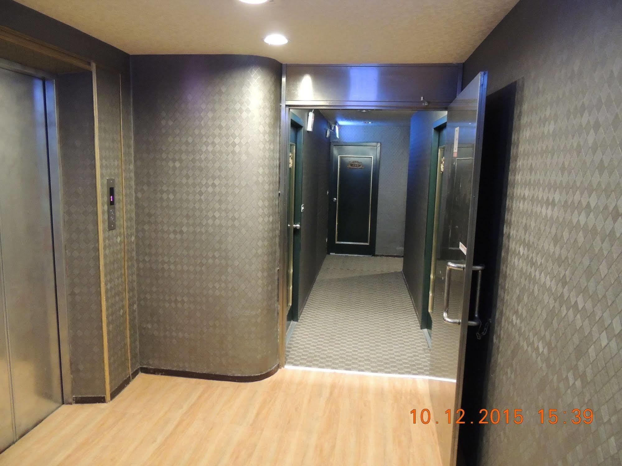 Many Flower Business Hotel 台北市 エクステリア 写真