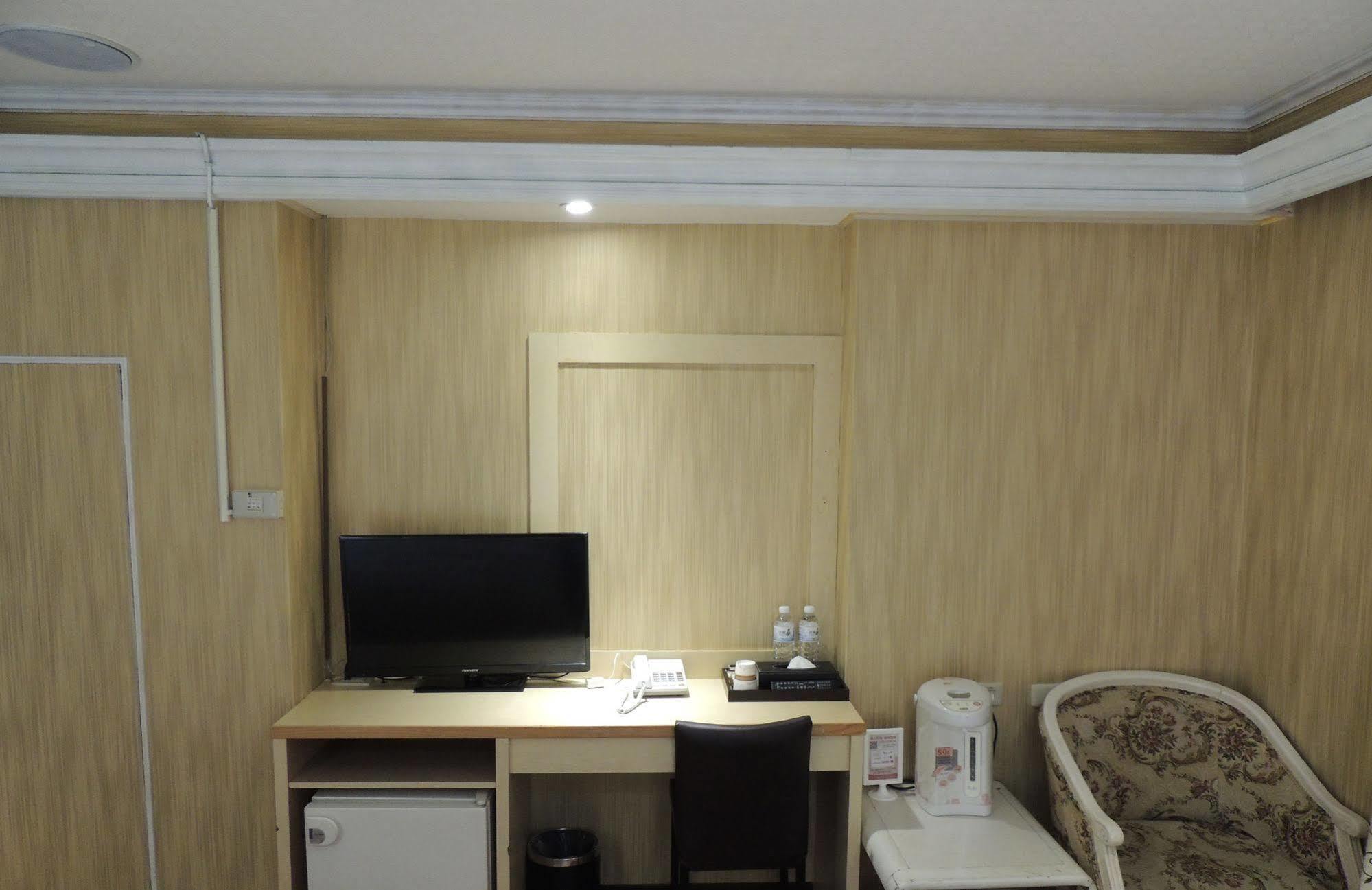 Many Flower Business Hotel 台北市 エクステリア 写真