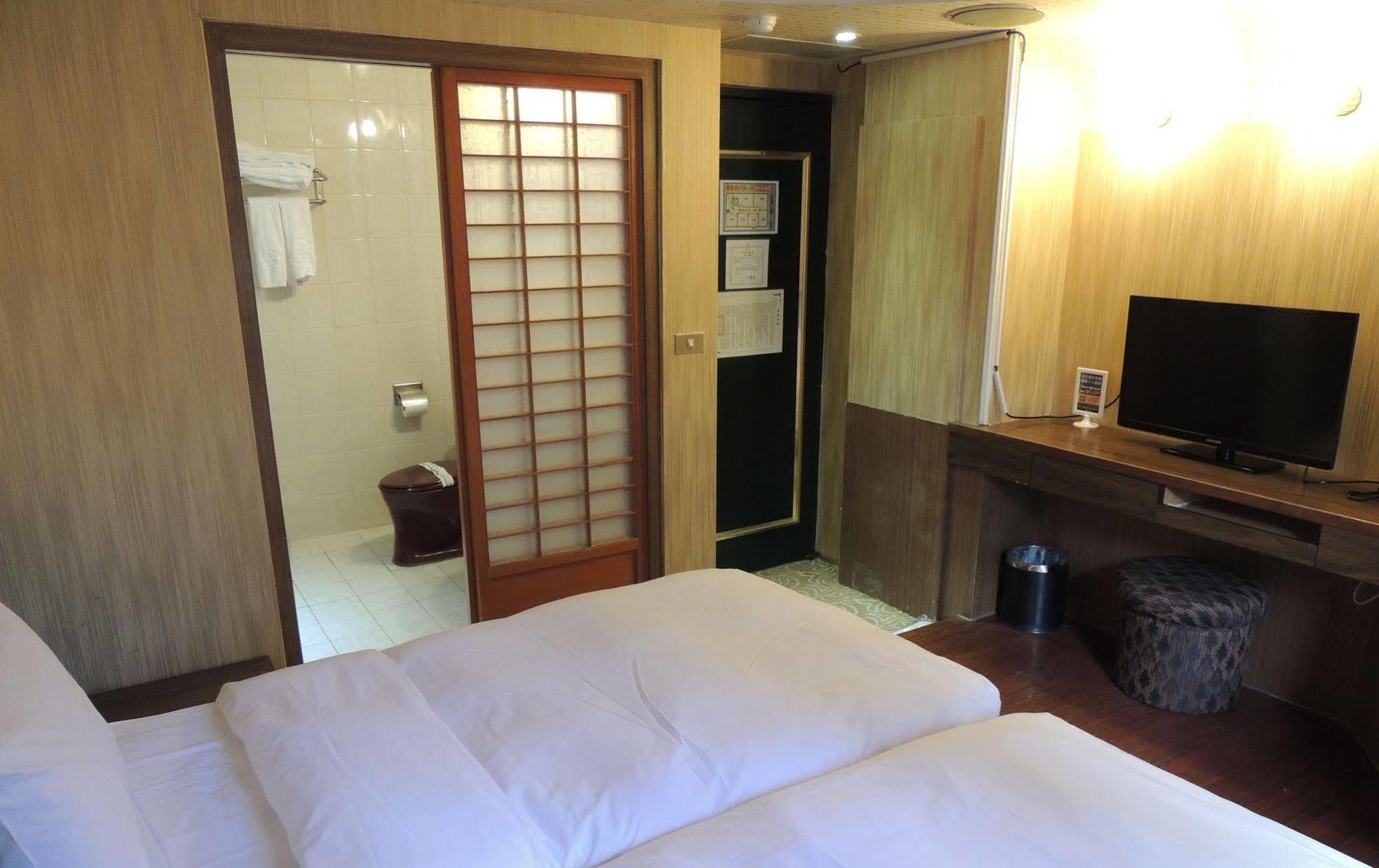 Many Flower Business Hotel 台北市 エクステリア 写真